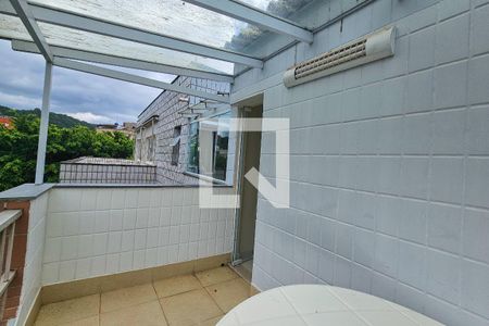 varanda de apartamento para alugar com 2 quartos, 150m² em Jardim Tres Marias, Guarujá