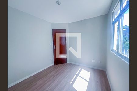 Apartamento para alugar com 3 quartos, 91m² em Palmares, Belo Horizonte