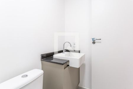 Banheiro de kitnet/studio para alugar com 1 quarto, 25m² em Vila Olímpia, São Paulo