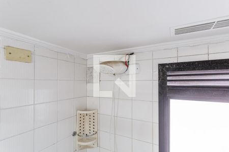 Banheiro da Suíte de apartamento para alugar com 1 quarto, 38m² em Itaim Bibi, São Paulo