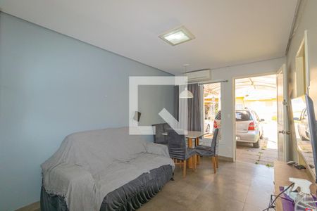 Sala/Cozinha de casa de condomínio à venda com 2 quartos, 80m² em Rio Branco, Canoas