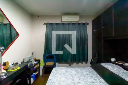 Quarto 2 de casa à venda com 4 quartos, 202m² em Vila Celeste, São Paulo