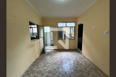 Sala de casa para alugar com 2 quartos, 60m² em Osvaldo Cruz, Rio de Janeiro
