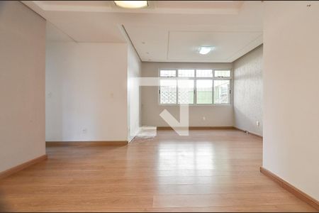 Sala 2 Ambientes de apartamento para alugar com 3 quartos, 140m² em Santo Antônio, Belo Horizonte