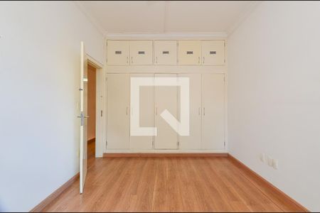 Quarto 1 de apartamento para alugar com 3 quartos, 140m² em Santo Antônio, Belo Horizonte