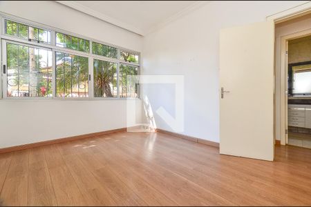 Quarto 1 de apartamento para alugar com 3 quartos, 140m² em Santo Antônio, Belo Horizonte