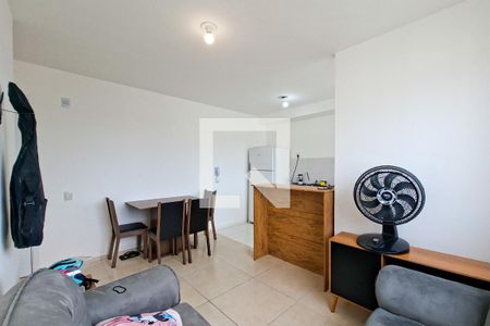 Sala de apartamento para alugar com 2 quartos, 42m² em Vila Sonia, Praia Grande