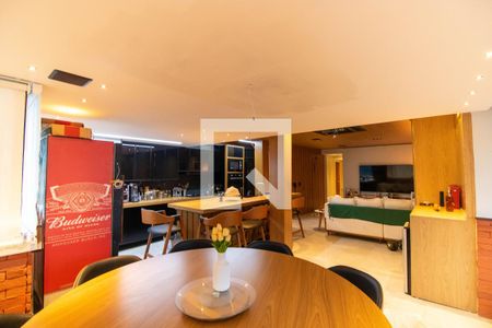 Sala e Cozinha  de apartamento à venda com 2 quartos, 67m² em Badu, Niterói