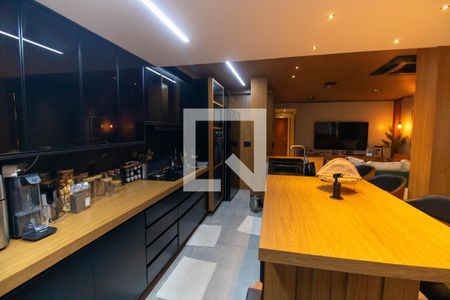 Sala e Cozinha  de apartamento à venda com 2 quartos, 67m² em Badu, Niterói