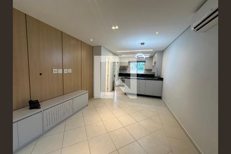 Sala de casa de condomínio à venda com 3 quartos, 110m² em Vila Sao Luiz (valparaizo), Santana de Parnaíba