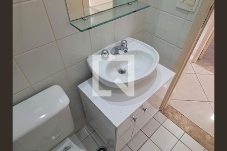 Banheiro de apartamento à venda com 3 quartos, 69m² em Lauzane Paulista, São Paulo