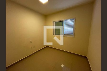 Quarto 1 de apartamento para alugar com 3 quartos, 139m² em Santa Mônica, Uberlândia