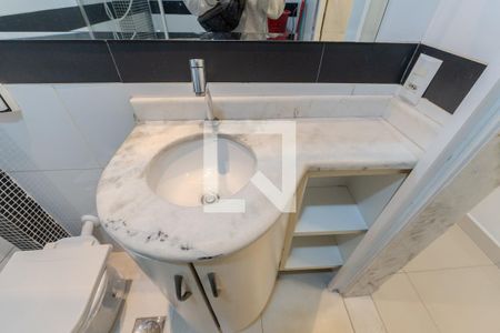 Banheiro de kitnet/studio para alugar com 1 quarto, 20m² em Consolação, São Paulo