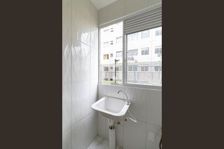 Sala/Cozinha/Área de Serviço de apartamento para alugar com 1 quarto, 41m² em Fazenda Caguaçu, São Paulo