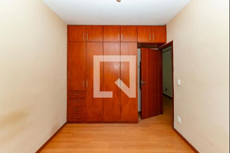 Quarto 1 de apartamento para alugar com 2 quartos, 47m² em Nova Granada, Belo Horizonte