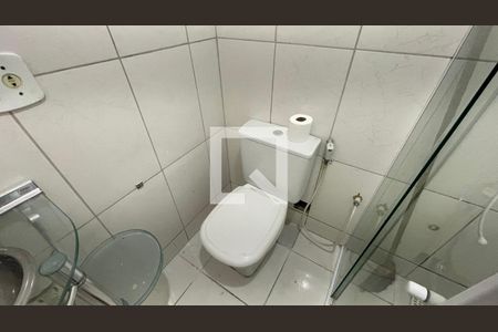 Banheiro de apartamento para alugar com 1 quarto, 50m² em Portuguesa, Rio de Janeiro