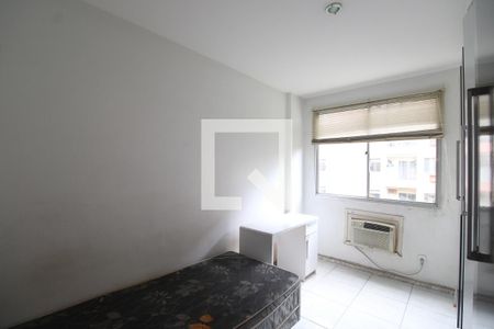 Quarto 1 de apartamento para alugar com 2 quartos, 70m² em Pechincha, Rio de Janeiro
