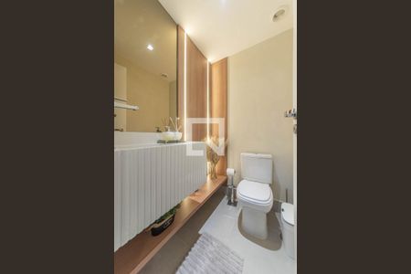 Lavabo de apartamento à venda com 2 quartos, 76m² em Itaim Bibi, São Paulo