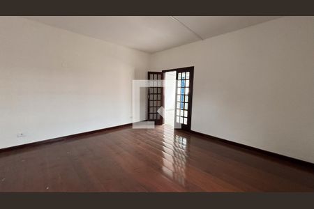 Sala 3 de casa para alugar com 5 quartos, 450m² em Centro, Jacareí