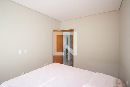 Quarto Suíte de casa à venda com 2 quartos, 360m² em Parque Xangri-lá, Contagem