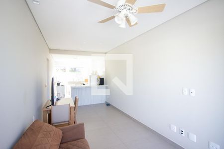 Sala de casa à venda com 2 quartos, 360m² em Parque Xangri-lá, Contagem