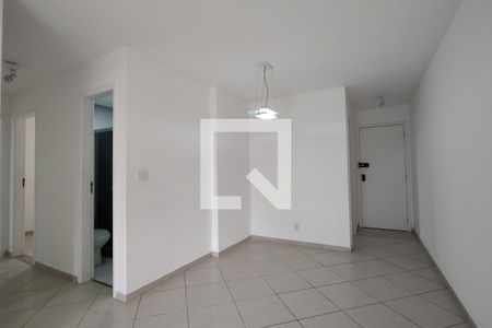 Sala de apartamento à venda com 3 quartos, 70m² em Barra Olímpica, Rio de Janeiro