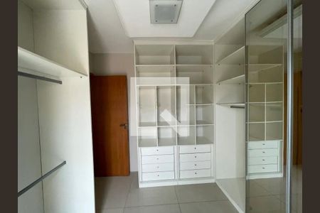 Casa de Condomínio à venda com 3 quartos, 99m² em Vila Brasilio Machado, São Paulo