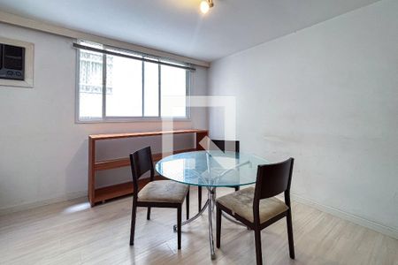 Apartamento para alugar com 2 quartos, 100m² em Cerqueira César, São Paulo