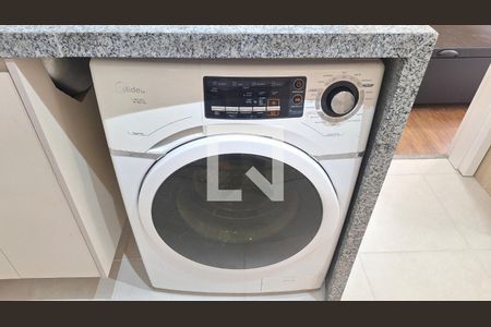 Detalhe de apartamento para alugar com 1 quarto, 27m² em Parque Industrial Tomas Edson, São Paulo