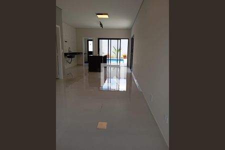 Sala de casa de condomínio à venda com 3 quartos, 150m² em Alphaville, Santana de Parnaíba