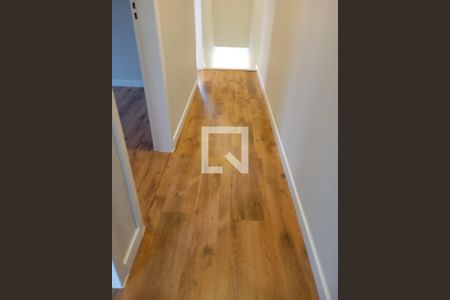 Corredor de casa de condomínio à venda com 3 quartos, 150m² em Alphaville, Santana de Parnaíba