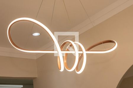 Detalhe Sala-Lustre de apartamento para alugar com 3 quartos, 71m² em Vila Omar, Americana