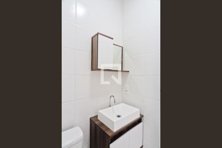 Banheiro de apartamento para alugar com 1 quarto, 30m² em Vila Albertina, São Paulo