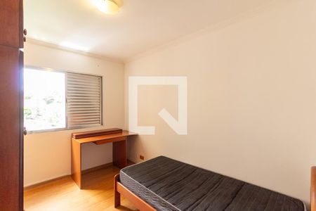 Quarto 1 de apartamento para alugar com 3 quartos, 74m² em Vila Inglesa, São Paulo