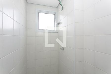 Banheiro de kitnet/studio à venda com 1 quarto, 30m² em Cidade Mãe do Céu, São Paulo