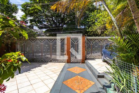 Casa para alugar com 521m², 5 quartos e 4 vagasÁrea comum