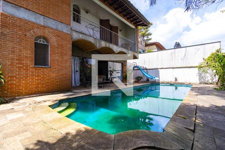 Casa para alugar com 521m², 5 quartos e 4 vagasÁrea comum