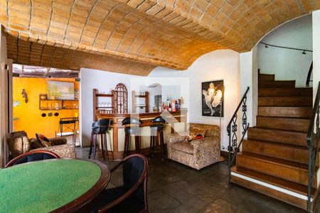 Casa para alugar com 521m², 5 quartos e 4 vagasSala 3