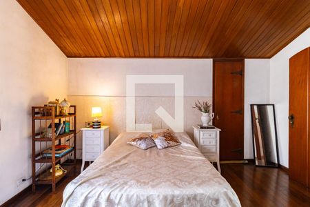 Casa para alugar com 521m², 5 quartos e 4 vagasSuíte