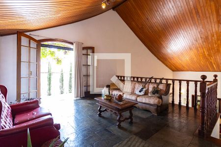 Casa para alugar com 5 quartos, 521m² em Jardim Guedala, São Paulo