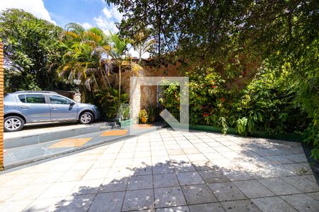 Casa para alugar com 521m², 5 quartos e 4 vagasÁrea comum