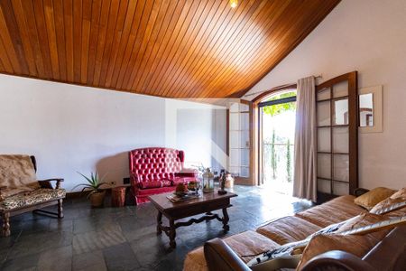 Casa para alugar com 521m², 5 quartos e 4 vagasSala 2