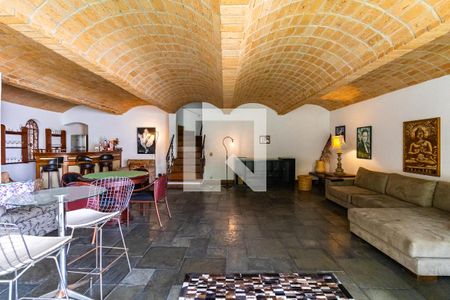 Casa para alugar com 521m², 5 quartos e 4 vagasSala 3