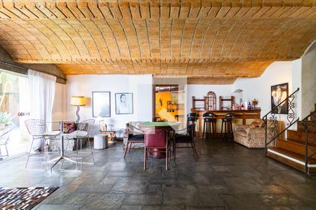Casa para alugar com 521m², 5 quartos e 4 vagasSala 3