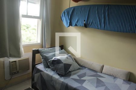 Quarto 1 de apartamento para alugar com 2 quartos, 125m² em Ponta da Praia, Santos