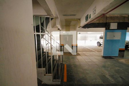 Garagem de kitnet/studio para alugar com 1 quarto, 40m² em Aviação, Praia Grande