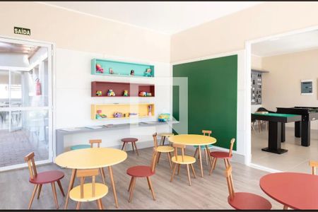 Área externa de apartamento para alugar com 2 quartos, 45m² em Estância Velha, Canoas