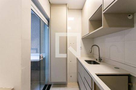 Cozinha de apartamento para alugar com 1 quarto, 46m² em Chácara Califórnia, São Paulo