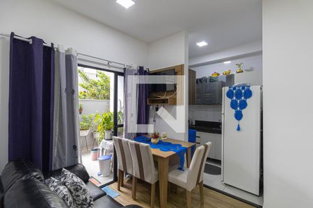 Sala/Cozinha/Área de Serviço  de apartamento à venda com 2 quartos, 98m² em Itaquera, São Paulo