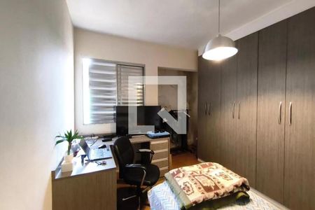 Foto 17 de casa à venda com 3 quartos, 220m² em Vila Monumento, São Paulo